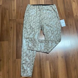 NWT Zara animal print pants